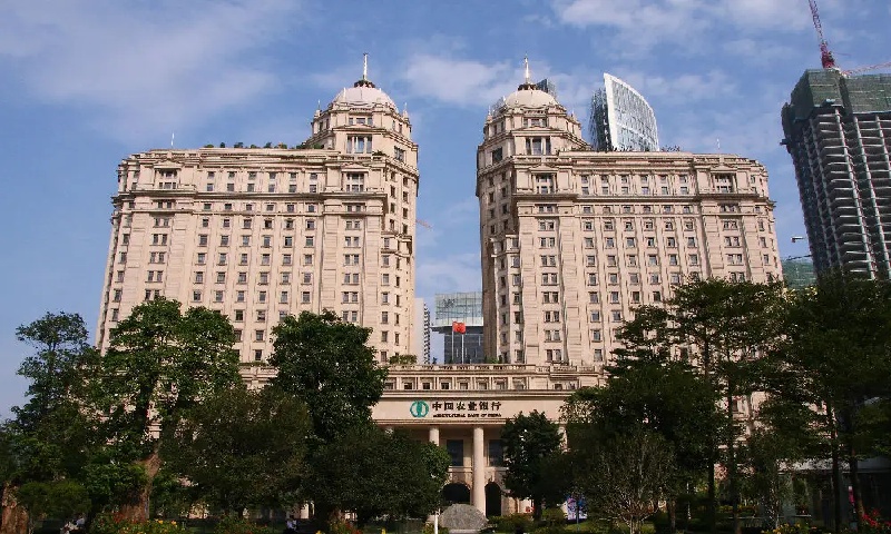 写字楼的安全设施对企业运营有何保障作用？  