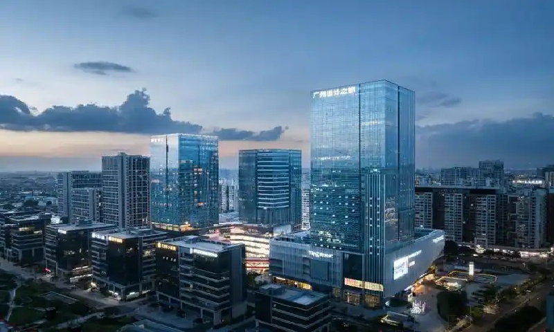 白云区的写字楼交通条件如何？地铁和公交线路覆盖情况怎样？